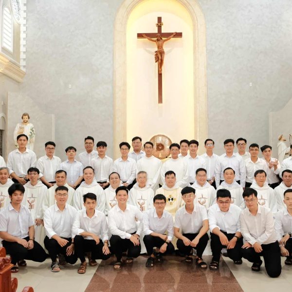 Mừng Kính Thánh Tổ Phụ Đa Minh – Con Muốn Sống Như Người Đã Sống